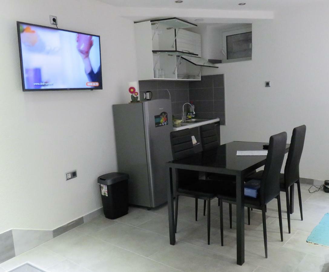Apartament Cres Zewnętrze zdjęcie